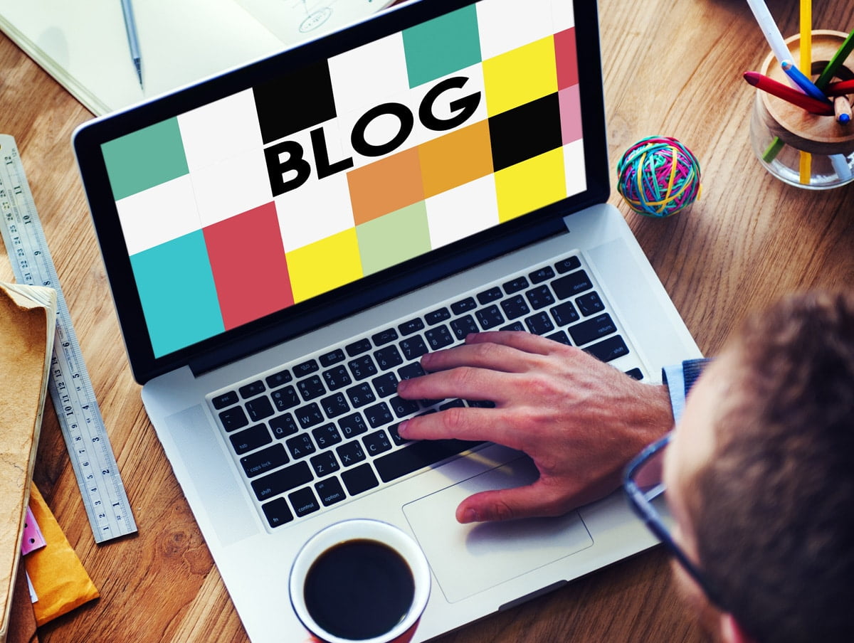 blog-blogging-homepage-social-media-network-concept